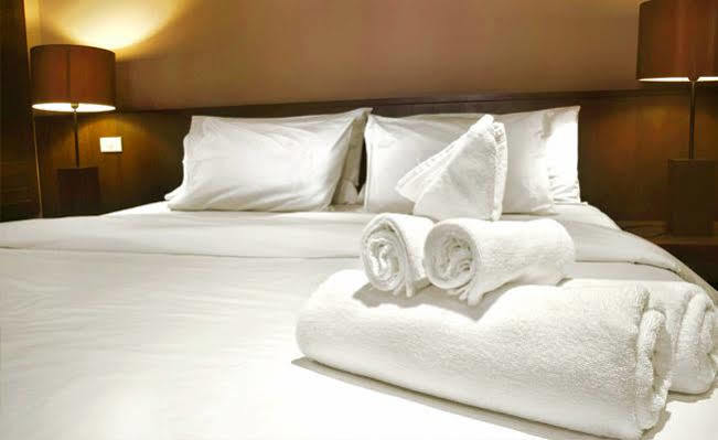 By Marriott At Carnegie Center 3* Princeton